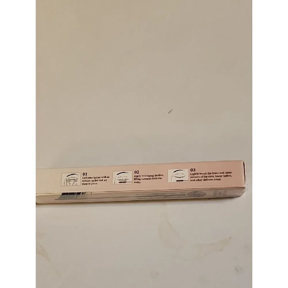 Hydro Fix fiber mascara
